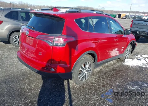 2017 Toyota Rav4 Le z USA, uszkodzony, nr VIN JTMBFREVXHJ162742